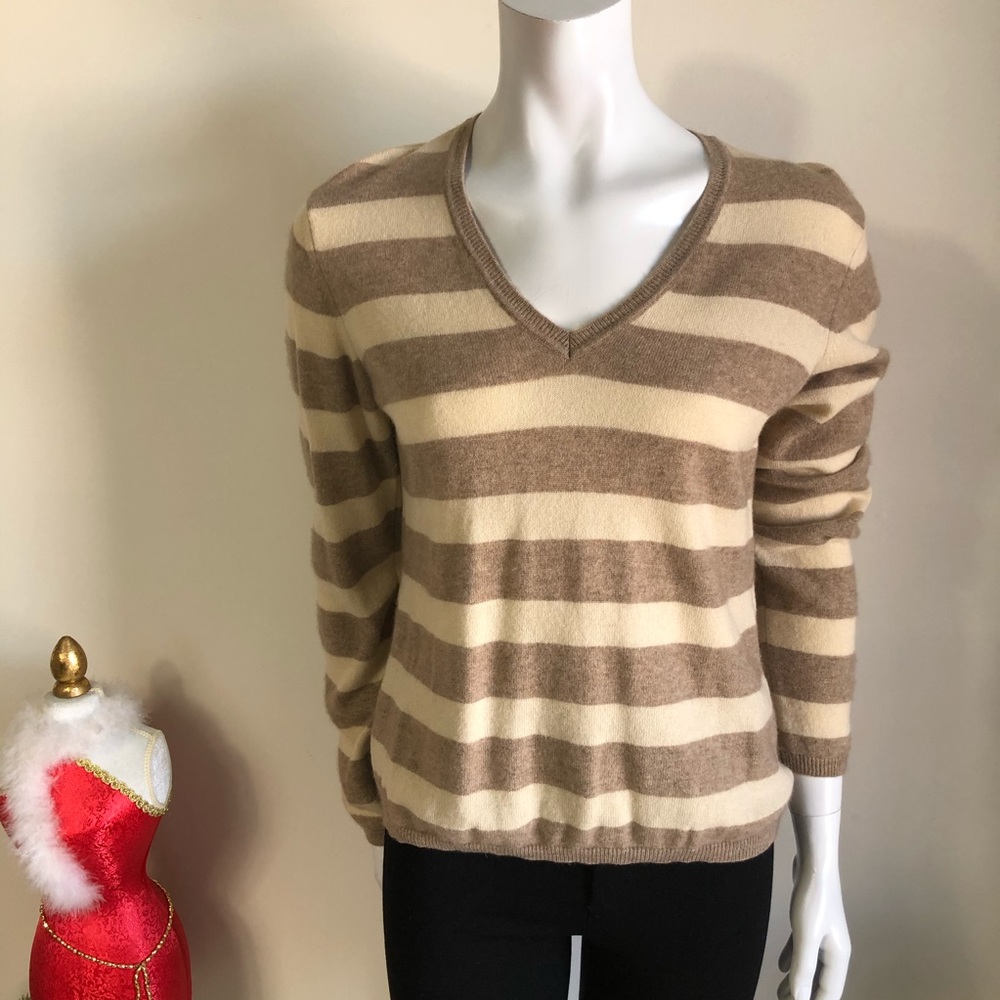 Cashmere sweater